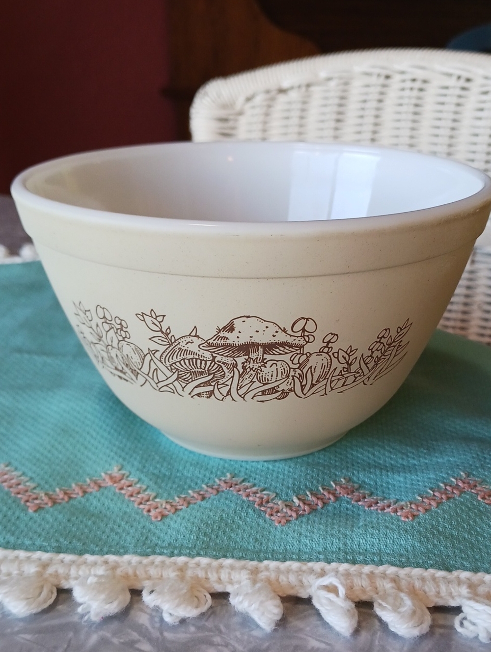 Pyrex~ Forest Fancies smallest nesting bowl